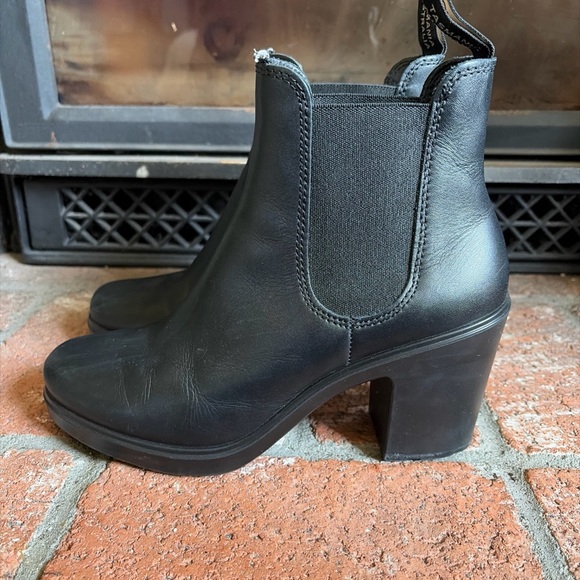 Blundstone High Heeled Boots Black Leather Chelsea Ankle Pull On US 8 UK 5 - Picture 4 of 10